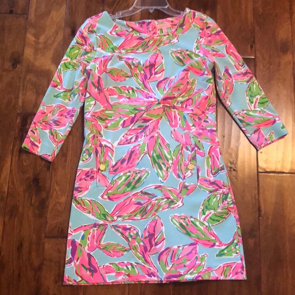 Lilly Pulitzer size medium shift dress
